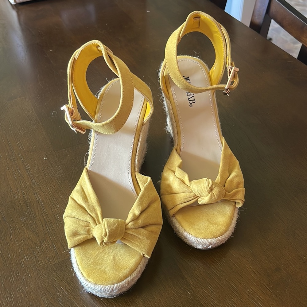JustFab yellow espadrilles wedges, size 6